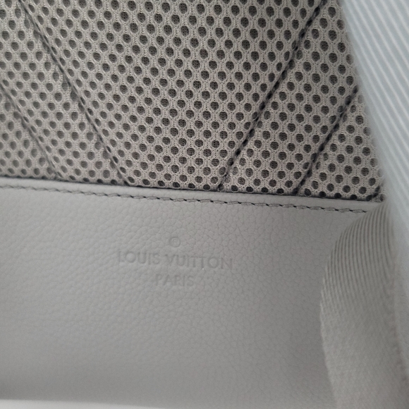 Louis Vuitton backpack NWT - Picture 4 of 9